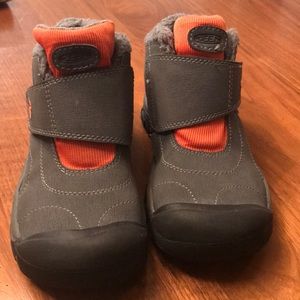 Keen boys boots waterproof boots